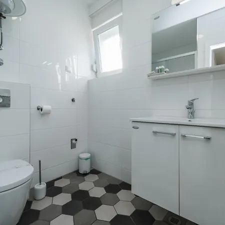 Apartments & Rooms Danivan Pool Villas B Novalja Room photo