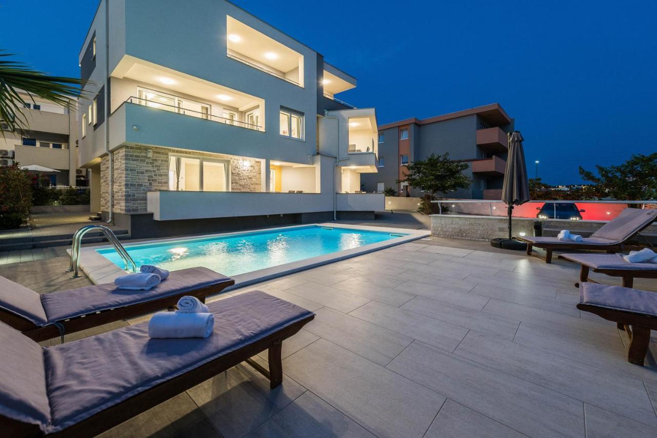 & Danivan Pool B Apartment Novalja