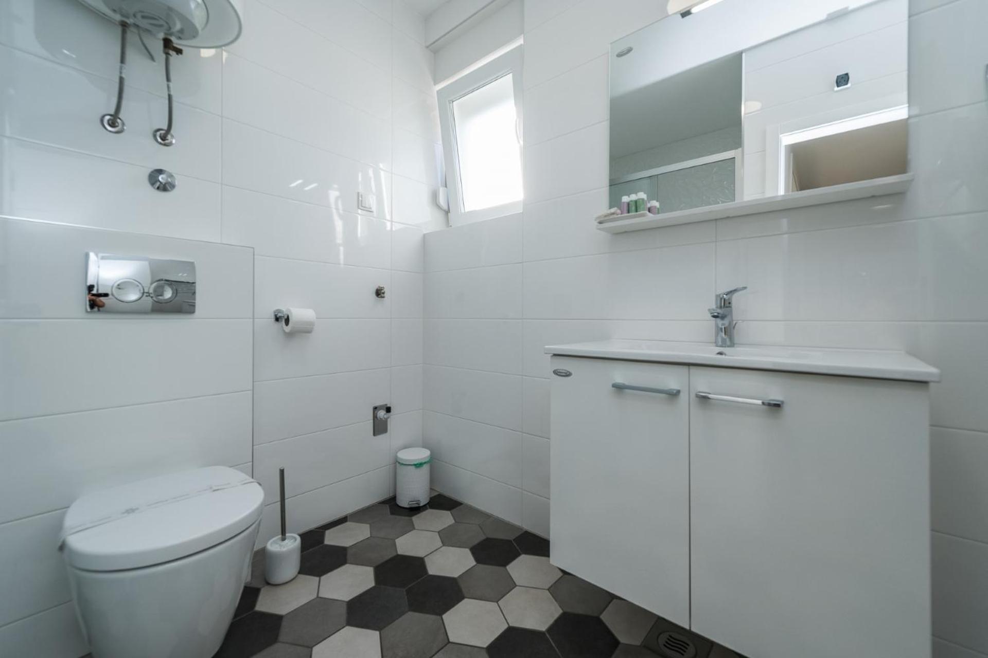 & Danivan Pool B Apartment